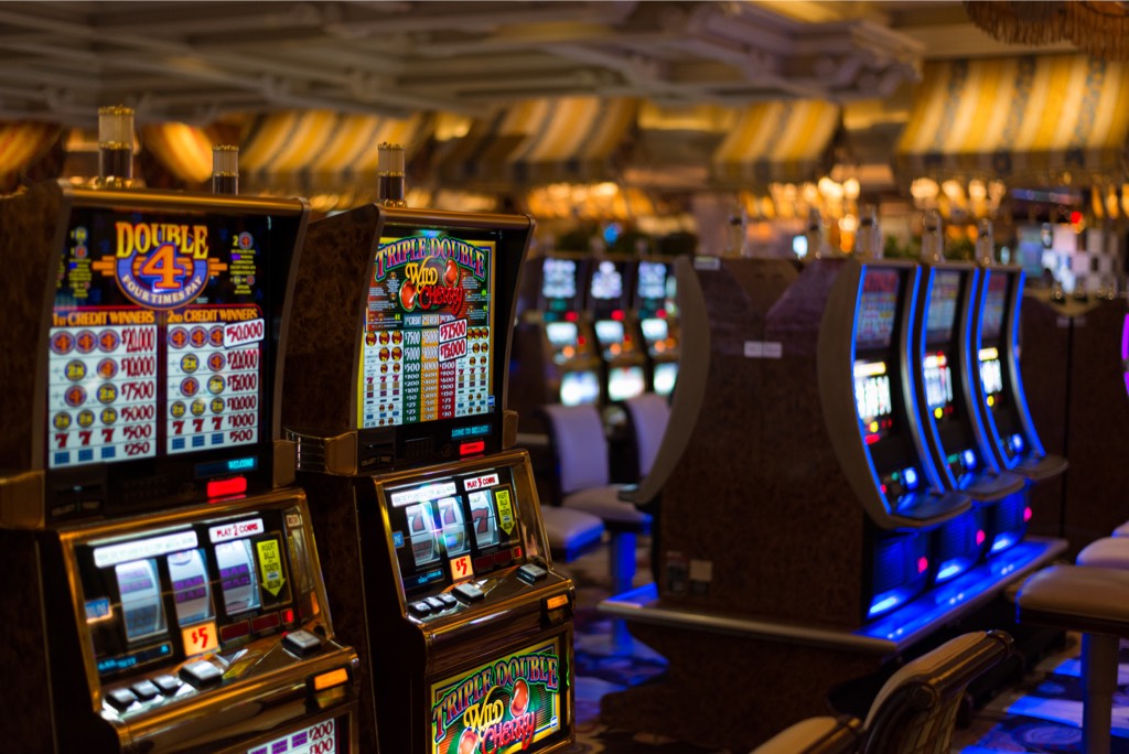 Игровые автоматы в онлайн казино Super Slot